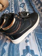 Basket  feme neuf p 39, Enfants & Bébés, Vêtements enfant | Chaussures & Chaussettes, Enlèvement