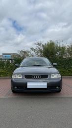 AUDI A3 1.8 !met keuring!, Auto's, Audi, Zwart, 4 cilinders, Blauw, 5 deurs