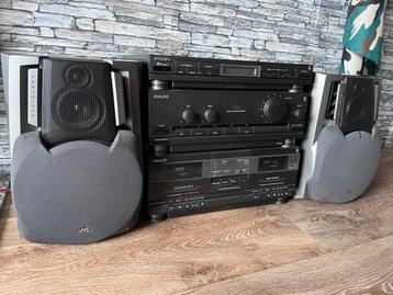 Philips versterker/receiver met twee JVC 3-weg speakers beschikbaar voor biedingen