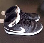 Zo goed als nieuwe Nike's maat 39, Kinderen en Baby's, Ophalen, NIKE, Zo goed als nieuw, Jongen of Meisje