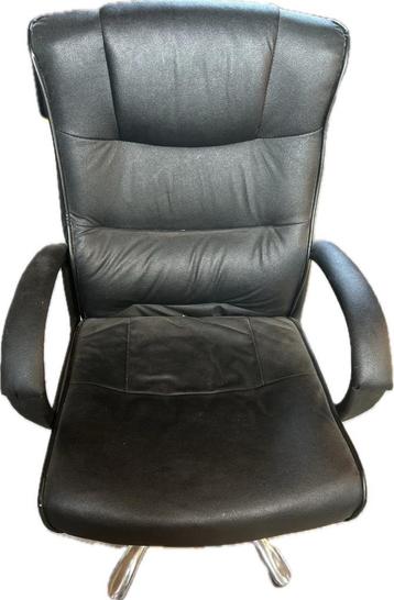 Chaise de bureau beschikbaar voor biedingen