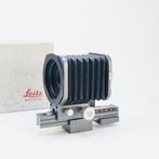 Leica 16556 P Leica M Close focus bellow in hammertone, TV, Hi-fi & Vidéo, Appareils photo analogiques, Comme neuf, Reflex miroir