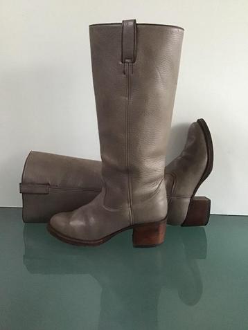 Livraison gratuite | Bottes en cuir marron Tony Mora 37, Comme neuf, Brun, Tony Mora, Bottes hautes
