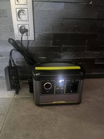 Batterij camping beschikbaar voor biedingen