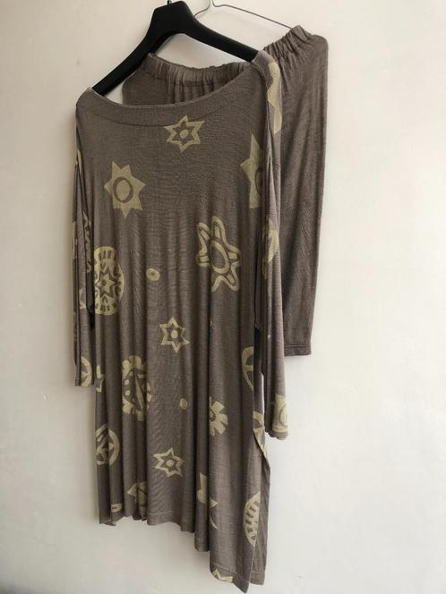 kledij elegant, sportief en kleurrijk voor dames, Kleding | Dames, Dames-kledingpakketten, Zo goed als nieuw, Maat 42/44 (L), Ophalen