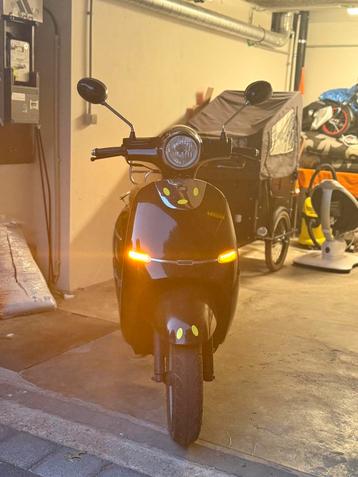 Scooter - B klasse  in zeer goede stat beschikbaar voor biedingen