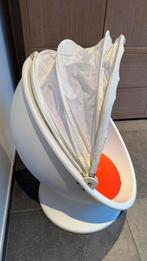 Leuke kinderstoel in de vorm van een ei!, Ophalen, Zo goed als nieuw