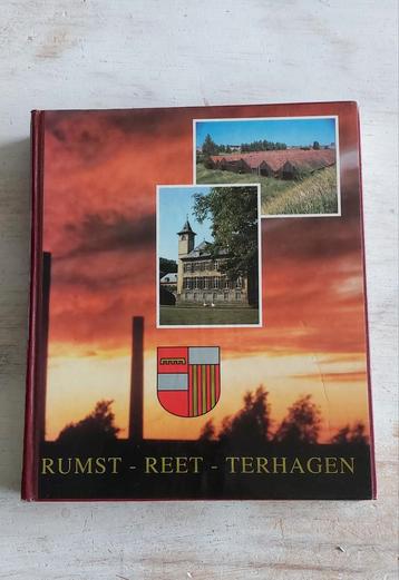 Boek Rumst - Reet - Terhagen uit 1994 beschikbaar voor biedingen