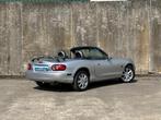 Mazda MX-5 1.6i 16v NBFL | Bagagerekje | Nieuwe distributie, Auto's, Mazda, 1025 kg, Zwart, Cabriolet, Bedrijf