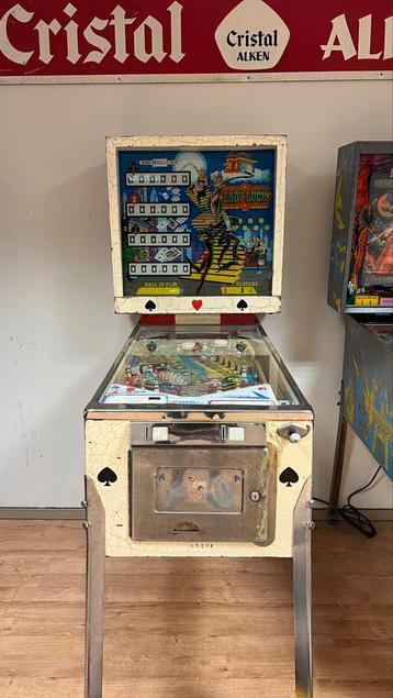 Lady Luck flipperkast te koop. beschikbaar voor biedingen