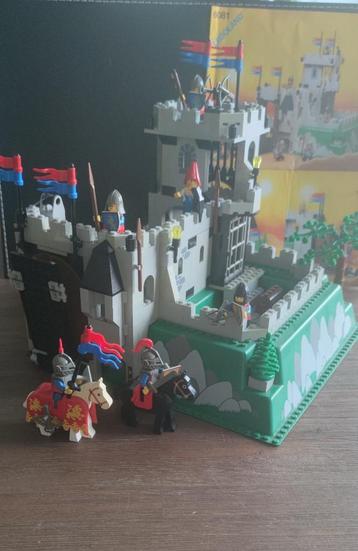 Lego set 6081 : King's mountain fortress beschikbaar voor biedingen