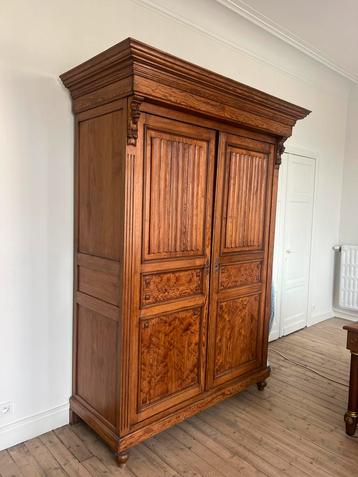 Très belle armoire ancienne, Enlèvement