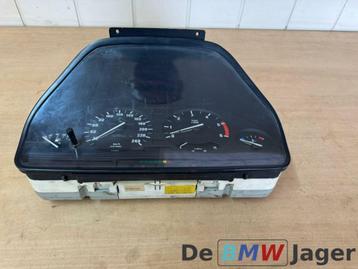 Instrumentenpaneel diesel BMW 5-serie E34 9220300798 beschikbaar voor biedingen