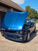 Bmw e30 touring 318is swap mteck bumpers, Zwart, 4 cilinders, Blauw, 5 deurs