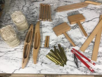 set weef-, spin-, bandweef-materiaal beschikbaar voor biedingen