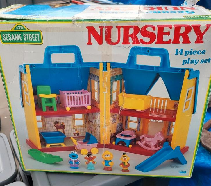 Sesamstraat ziekenhuis vintage 1995, Kinderen en Baby's, Speelgoed | Poppenhuizen, Zo goed als nieuw, Ophalen of Verzenden