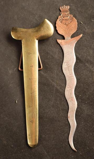 Briefopener in de vorm van een kris beschikbaar voor biedingen