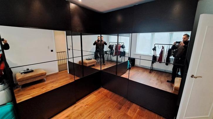 Grote zwarte Pax kast dressing met inbouwverlichting, Huis en Inrichting, Kasten | Kleerkasten, Ophalen