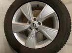 Winterbanden Volvo xc40 235/60R17 originele velgen, Ophalen, Gebruikt, 17 inch, Winterbanden