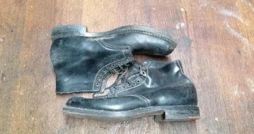 Militaire laarzen uit de Tweede Wereldoorlog, Verzamelen, Militaria | Tweede Wereldoorlog, Verzenden