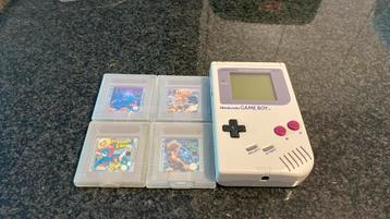 Nintendo gameboy met spellen  beschikbaar voor biedingen