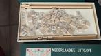 Scrabble nerlandais 102 pions en bois, Gebruikt, Ophalen of Verzenden, Reisspel, Drie of vier spelers