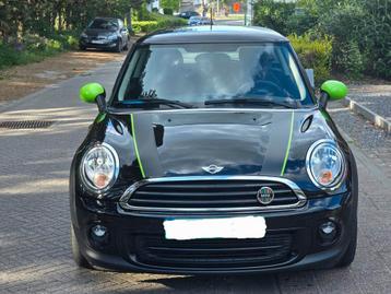 Mini one Brick Lane 1.6 avec climatisation, bel état Garanti, Autos, Mini, Achat, Euro 6, Noir, Particulier