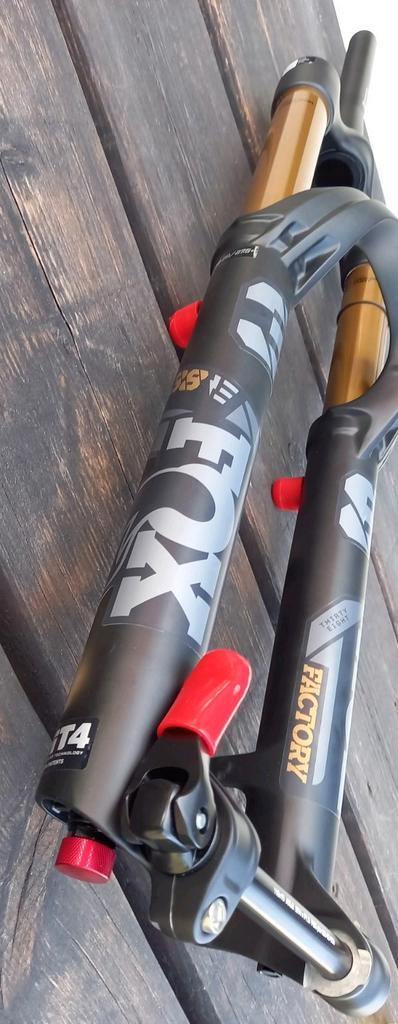 ‼️FOX RACING SHOX 38 FIT4 Factory 170mm NEUVE ‼️, Fietsen en Brommers, Fietsonderdelen, Zo goed als nieuw, Ophalen of Verzenden