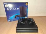 Sony PS4 Pro 1TB + 2 controllers + kabels + doos, Games en Spelcomputers, Ophalen of Verzenden, Zo goed als nieuw, Pro