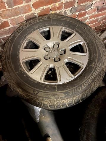 pneus d'hiver sur jante 215/65R16 98H Bridgestone Blizzak LM