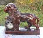 horloge en faience lion, Ophalen of Verzenden
