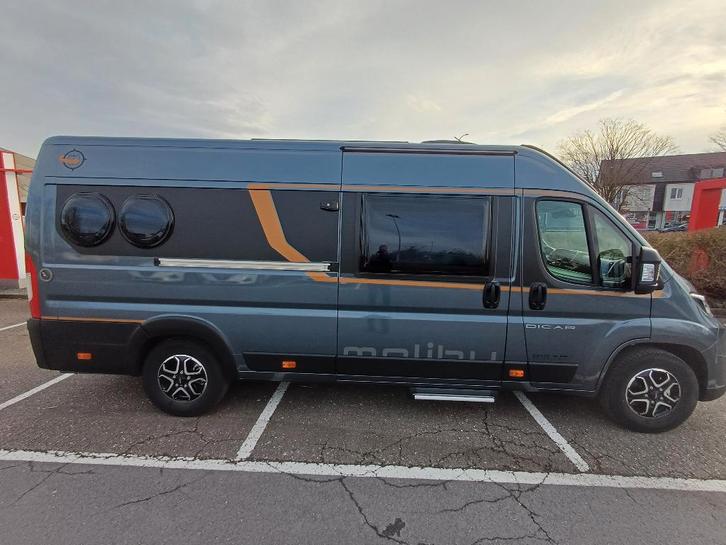 Malibu 640 LE K GT Skyview (2025) – 4.000 km – Full Option, Caravanes & Camping, Camping-cars, Particulier, jusqu'à 2, Modèle Bus ou Fourgon aménagé