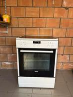 Keramich fornuis met oven, Elektronische apparatuur, Fornuizen, Ophalen, Zo goed als nieuw, Inductie