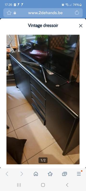 Moderne dressoir  beschikbaar voor biedingen