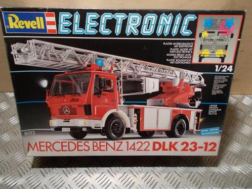 MERCEDES-BENZ 1422 DLK 23-12 - REVELL - ELEKTRONIC - 1:24, Hobby en Vrije tijd, Modelbouw | Auto's en Voertuigen, Nieuw, Truck