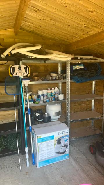 Kit filtrage /nettoyage+ bâche pour piscine ronde INTEX, Enlèvement, Comme neuf, Pompe