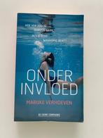 Onder invloed, Marijke Verhoeven, Ophalen of Verzenden, Gelezen