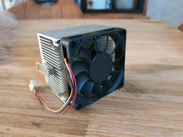 Vintage cpu cooler  beschikbaar voor biedingen