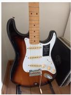 Fender Vintera 50s Stratocaster Mod 2-Tone Sunburst MN, Muziek en Instrumenten, Nieuw, Fender, Ophalen