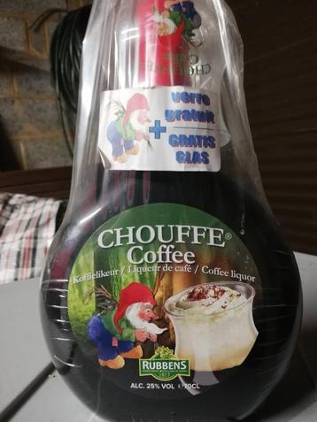 70 cl Chouffe-koffielikeur + een glas  beschikbaar voor biedingen