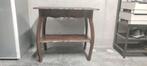 Vintage houten bijzettafel – uniek en karaktervol, Huis en Inrichting, Ophalen, Gebruikt, Vintage, 75 cm of meer
