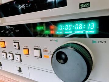 Numérisation VHS Hi8 DV, DVD vers MP4, CD & DVD, Enlèvement ou Envoi