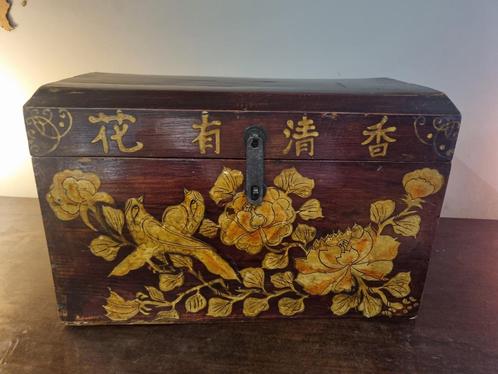 Vieux Coffre chinois, Antiquités & Art, Art | Autres Art, Enlèvement