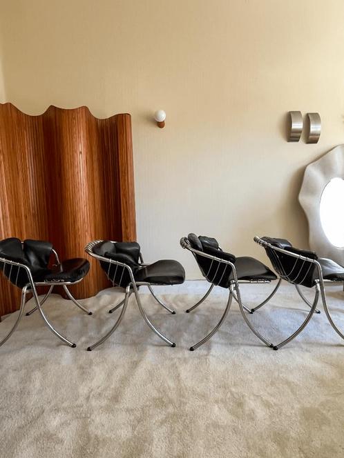 4 GASTONE RINALDI-stoelen - model „LYNN” voor RIMA, 1960,, Huis en Inrichting, Stoelen, Zo goed als nieuw, Vier, Leer, Zwart, Ophalen of Verzenden