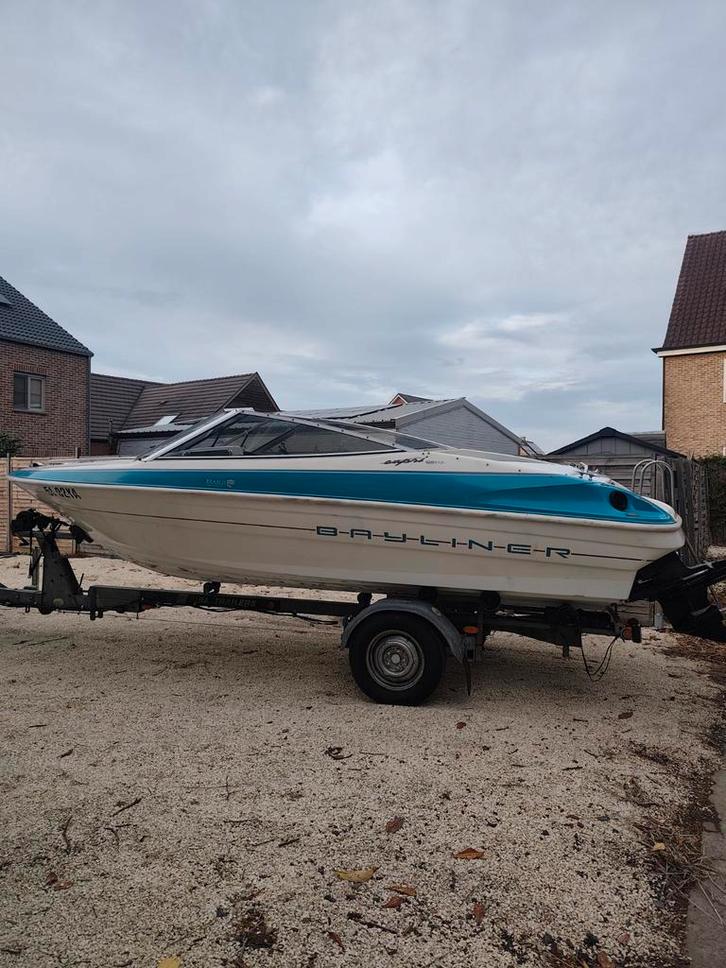 Bayliner Capri - 4.3L Mercruiser, Watersport en Boten, Speedboten, Gebruikt, 3 tot 6 meter, Benzine, 200 pk of meer, Polyester