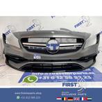 W117 CLA 45 FACELIFT AMG VOORBUMPER GRIJS COMPLEET + AMG GRI, Gebruikt, Voor, Mercedes-Benz, Ophalen of Verzenden
