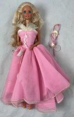 Poupée vintage Barbie Happy Birthday Europe 1989 Mattel #921, Collections, Envoi, Comme neuf, Fashion Doll