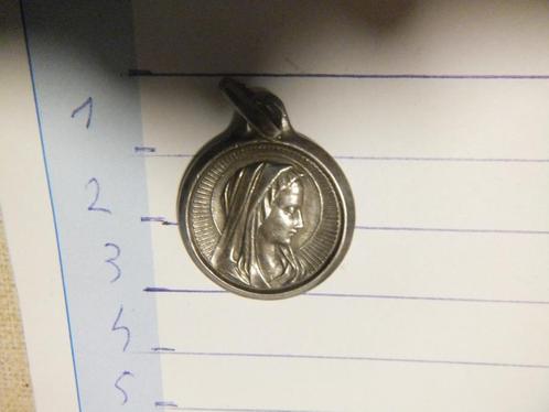 medaille, Maria,Lourdes,medaillon, Collections, Religion, Comme neuf, Christianisme | Catholique, Bijoux, Enlèvement ou Envoi