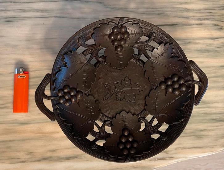 Handgesneden Zwarte Woud schaaltje met muziekdoos, Antiek en Kunst, Curiosa en Brocante, Ophalen