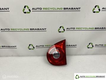 Achterlicht RECHTS BINNEN Volkswagen Golf 4 1K6945094E beschikbaar voor biedingen